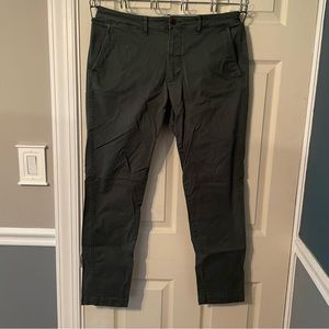 Abercrombie & Fitch Men’s Forest Green Super Skinny Chino 36x32